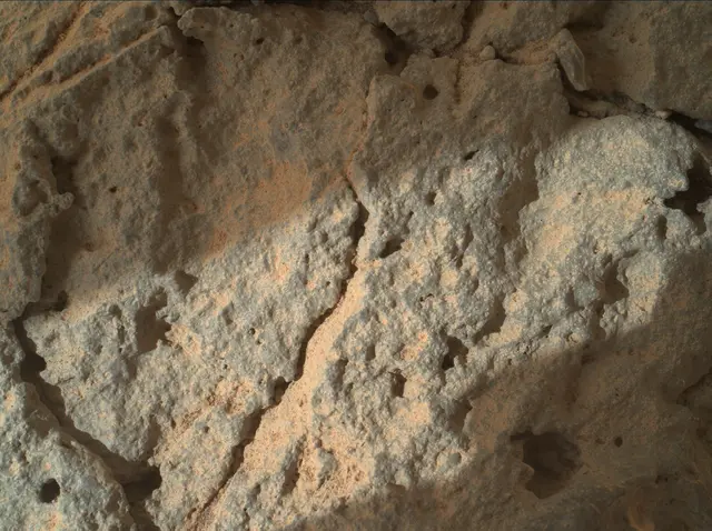 Sol 303: Mars Hand Lens Imager (MAHLI)
