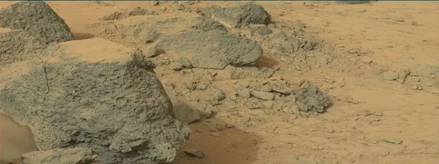 Sol 305: Mast Camera (Mastcam)