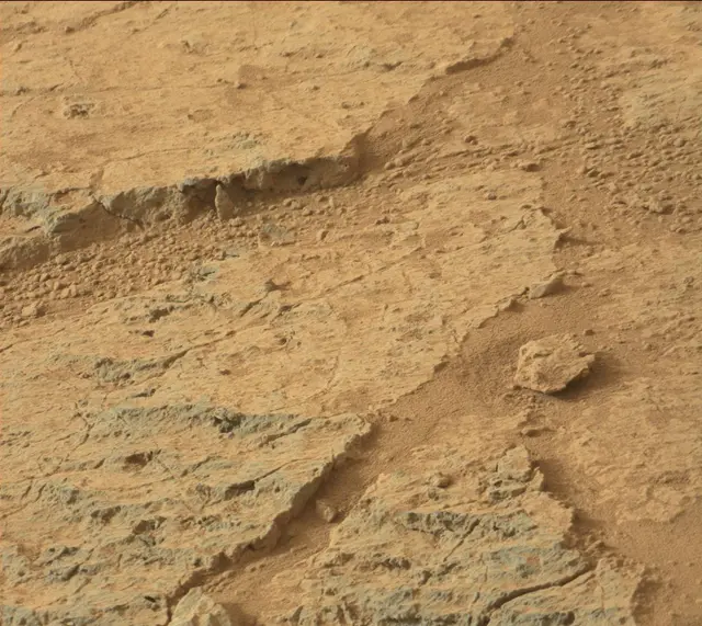 Sol 306: Mast Camera (Mastcam)