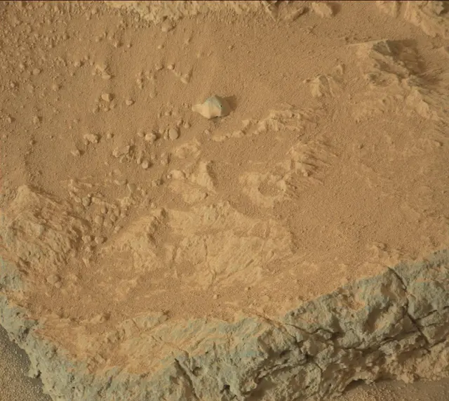 Sol 306: Mast Camera (Mastcam)