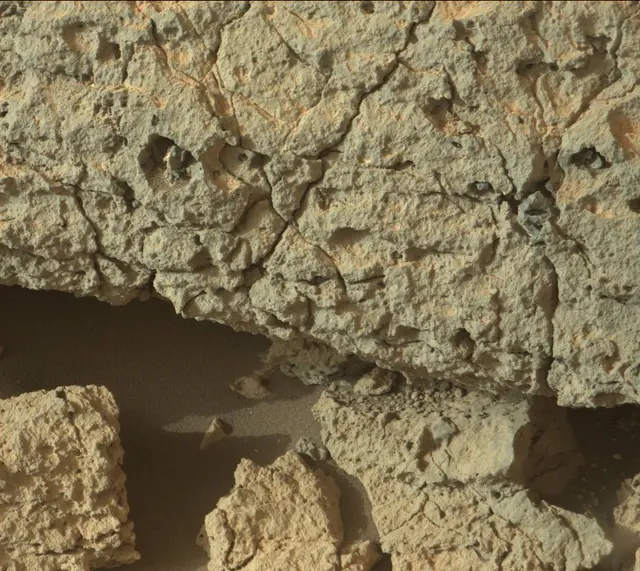 Sol 306: Mast Camera (Mastcam)