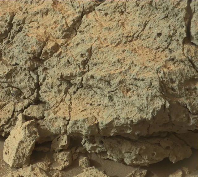Sol 306: Mast Camera (Mastcam)