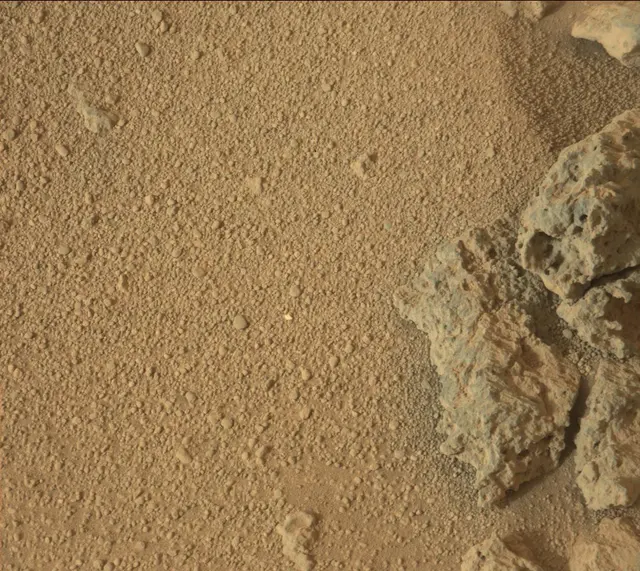 Sol 306: Mast Camera (Mastcam)