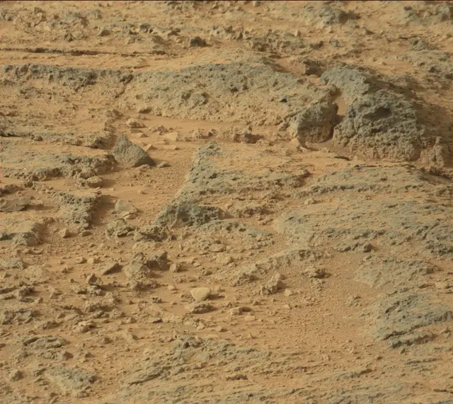 Sol 306: Mast Camera (Mastcam)