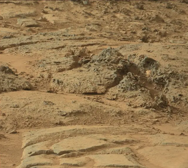 Sol 306: Mast Camera (Mastcam)