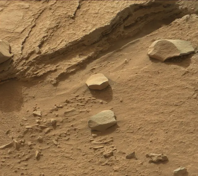 Sol 311: Mast Camera (Mastcam)