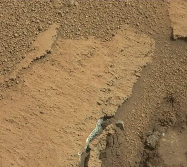 Sol 314: Mast Camera (Mastcam)
