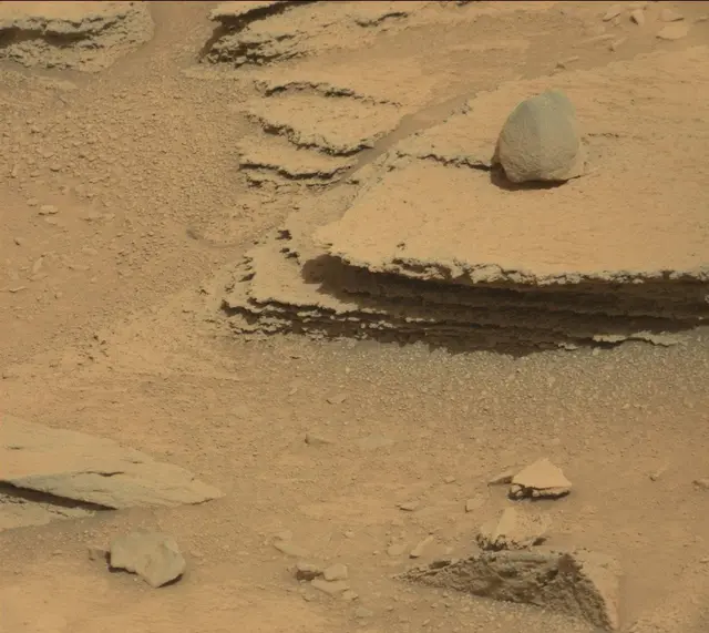 Sol 315: Mast Camera (Mastcam)