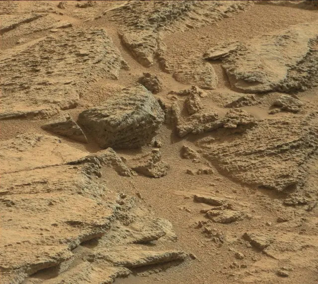 Sol 315: Mast Camera (Mastcam)