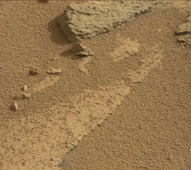 Sol 315: Mast Camera (Mastcam)