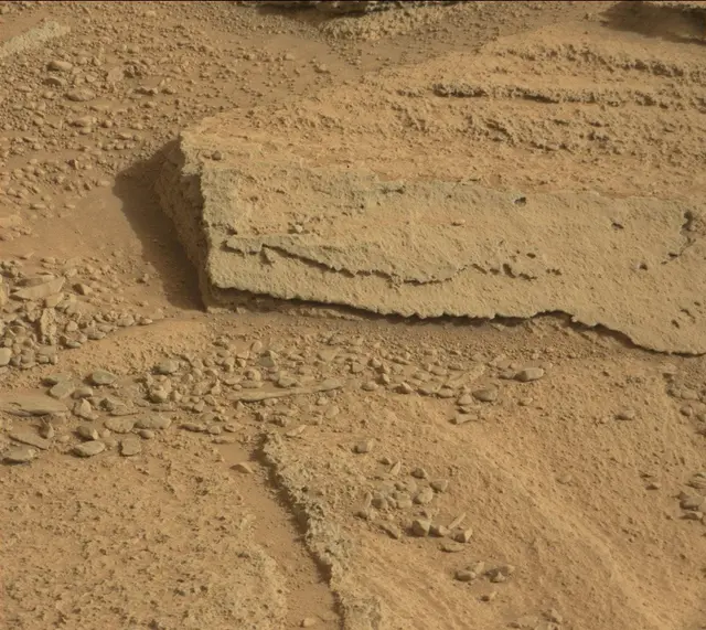 Sol 315: Mast Camera (Mastcam)