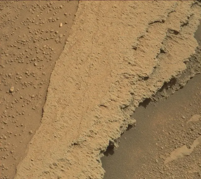 Sol 316: Mast Camera (Mastcam)