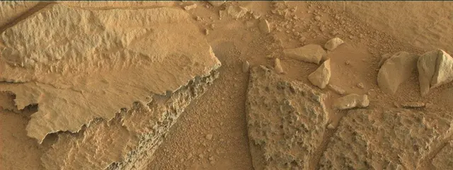 Sol 318: Mast Camera (Mastcam)