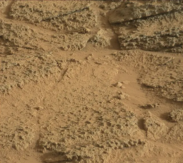 Sol 318: Mast Camera (Mastcam)