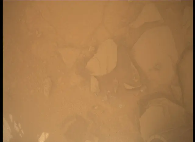 Sol 318: Mars Descent Imager (MARDI)