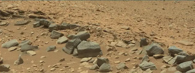 Sol 319: Mast Camera (Mastcam)