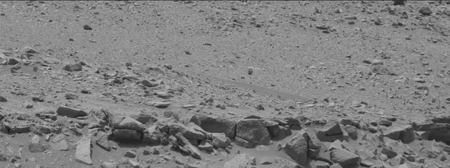 Sol 319: Mast Camera (Mastcam)
