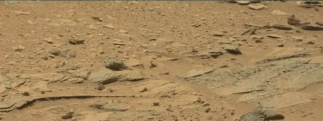 Sol 319: Mast Camera (Mastcam)