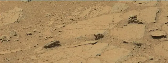 Sol 319: Mast Camera (Mastcam)