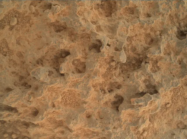 Sol 323: Mars Hand Lens Imager (MAHLI)