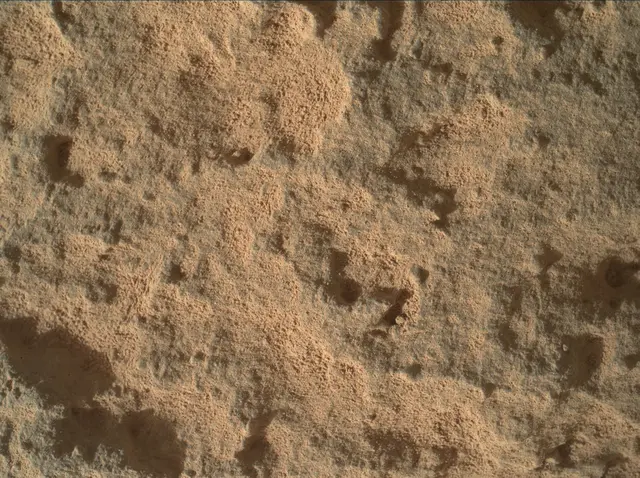 Sol 323: Mars Hand Lens Imager (MAHLI)
