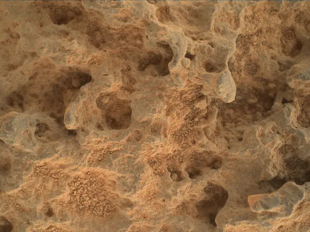Sol 323: Mars Hand Lens Imager (MAHLI)