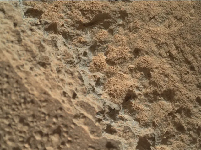 Sol 323: Mars Hand Lens Imager (MAHLI)