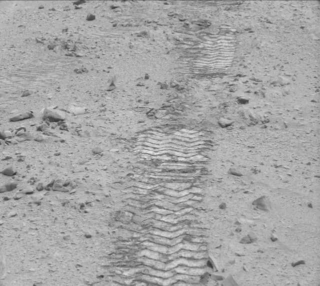 Sol 331: Mast Camera (Mastcam)