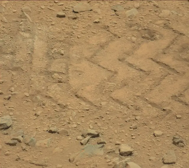 Sol 331: Mast Camera (Mastcam)