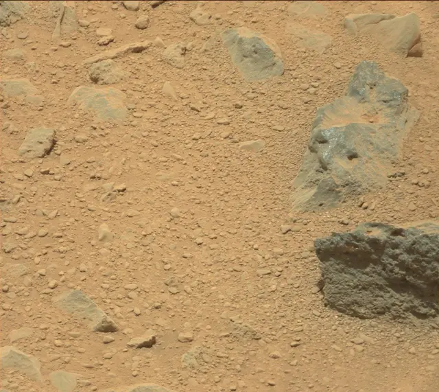 Sol 332: Mast Camera (Mastcam)
