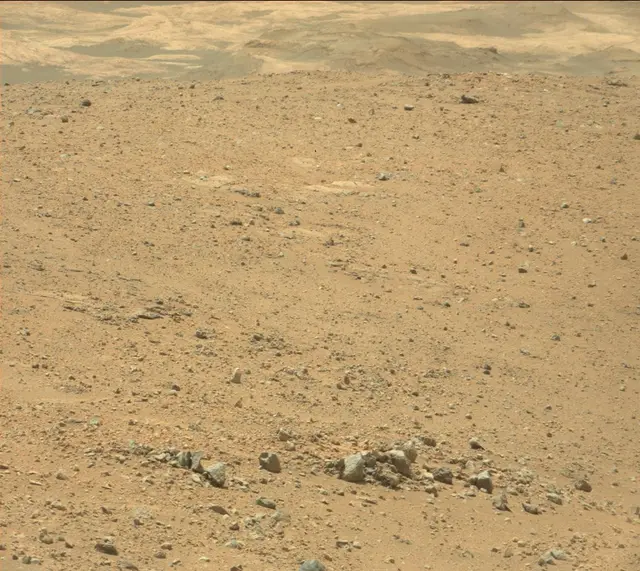 Sol 338: Mast Camera (Mastcam)