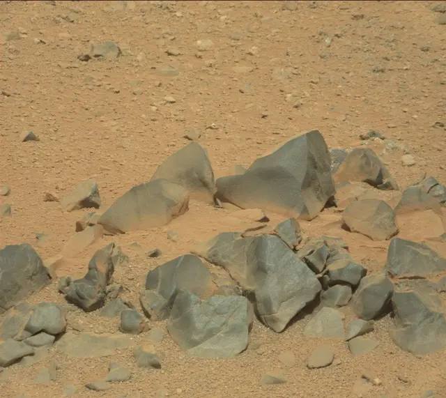 Sol 345: Mast Camera (Mastcam)