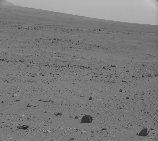 Sol 347: Mast Camera (Mastcam)