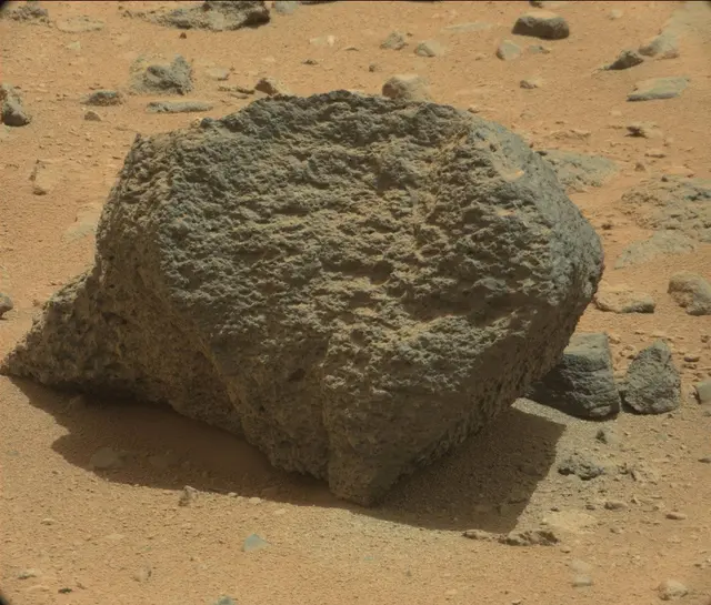 Sol 349: Mast Camera (Mastcam)