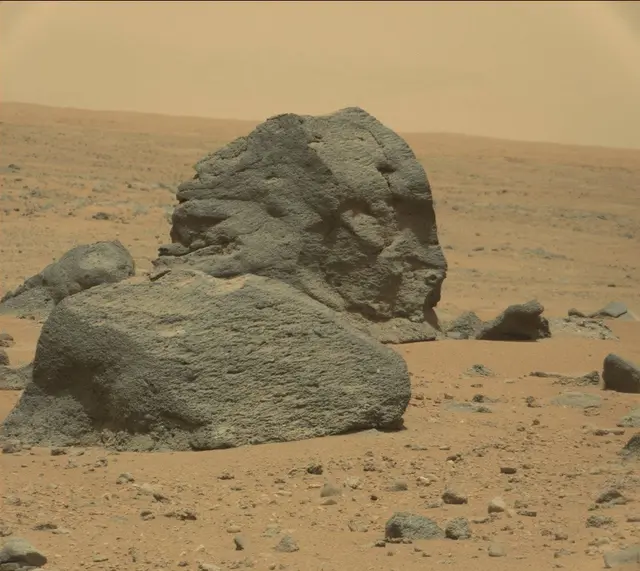 Sol 349: Mast Camera (Mastcam)