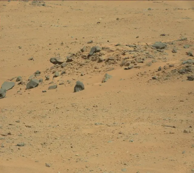 Sol 351: Mast Camera (Mastcam)