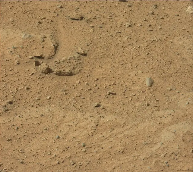 Sol 352: Mast Camera (Mastcam)