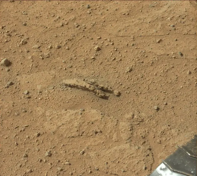 Sol 352: Mast Camera (Mastcam)