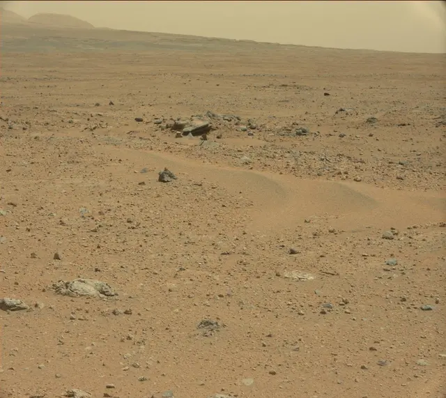Sol 354: Mast Camera (Mastcam)