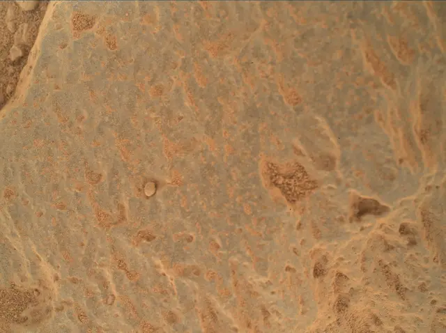 Sol 360: Mars Hand Lens Imager (MAHLI)