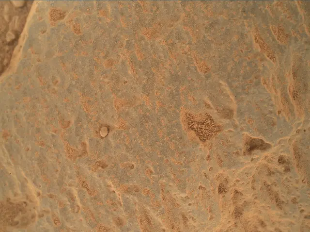 Sol 360: Mars Hand Lens Imager (MAHLI)