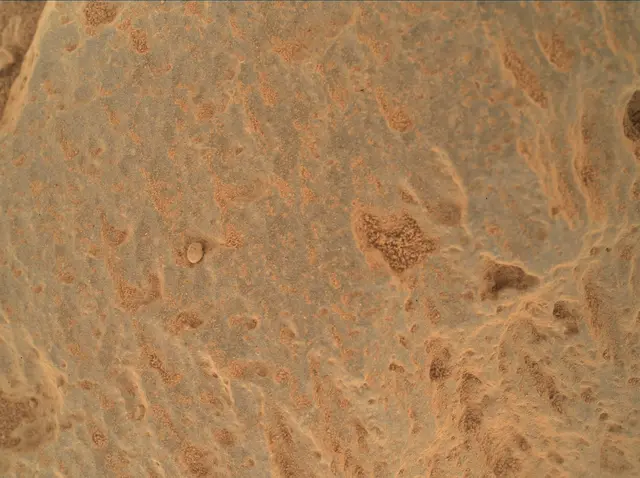 Sol 360: Mars Hand Lens Imager (MAHLI)