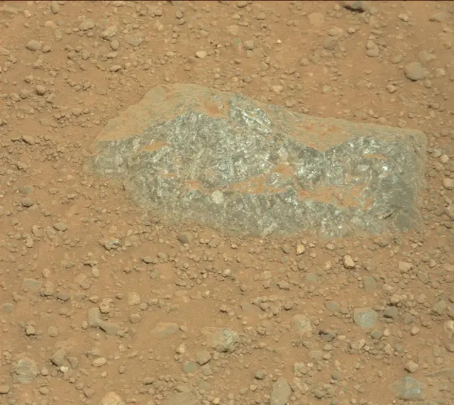 Sol 365: Mast Camera (Mastcam)