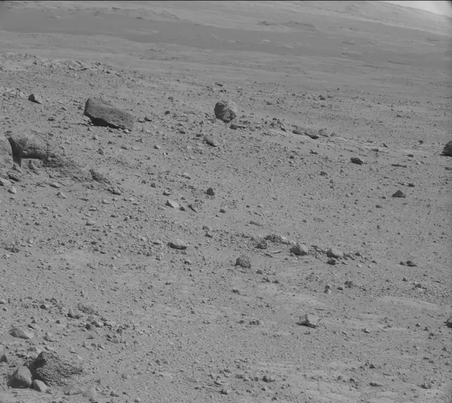 Sol 371: Mast Camera (Mastcam)