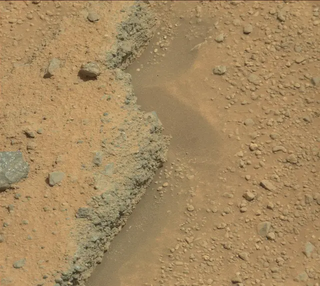Sol 371: Mast Camera (Mastcam)