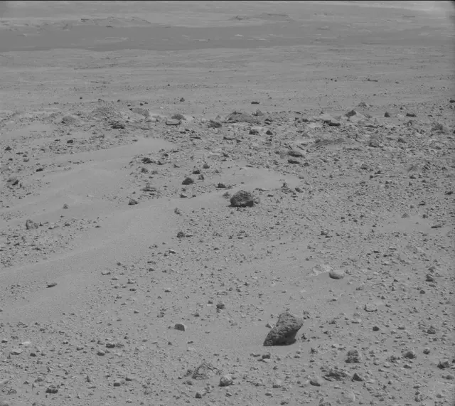 Sol 372: Mast Camera (Mastcam)