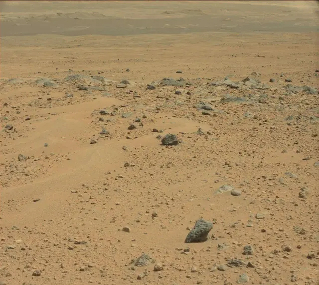 Sol 372: Mast Camera (Mastcam)