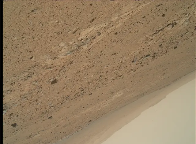 Sol 372: Mars Hand Lens Imager (MAHLI)