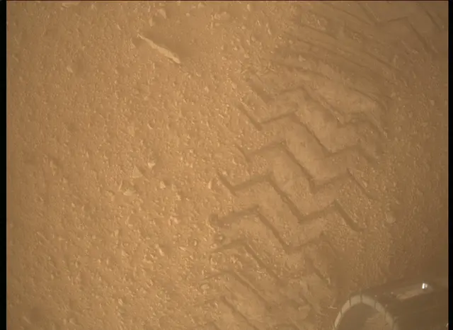 Sol 376: Mars Descent Imager (MARDI)