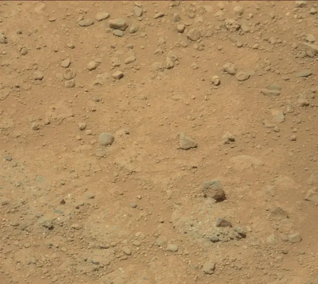 Sol 379: Mast Camera (Mastcam)